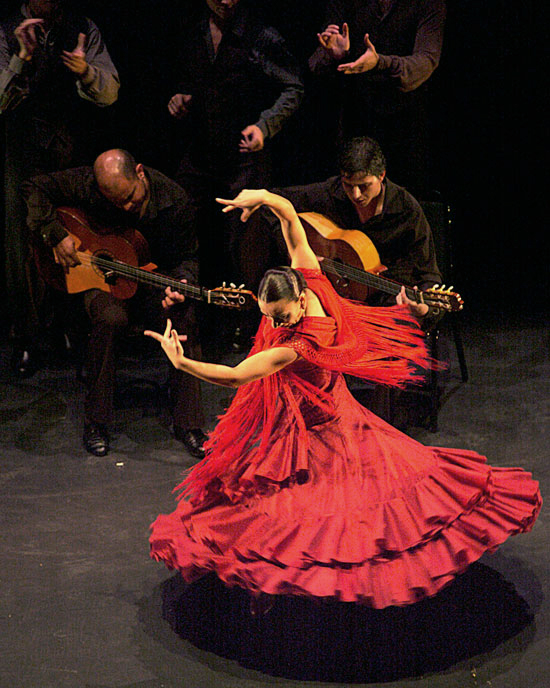 Танец в испании