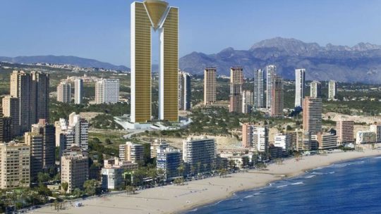 В Испании построили самый высокий жилой небоскреб